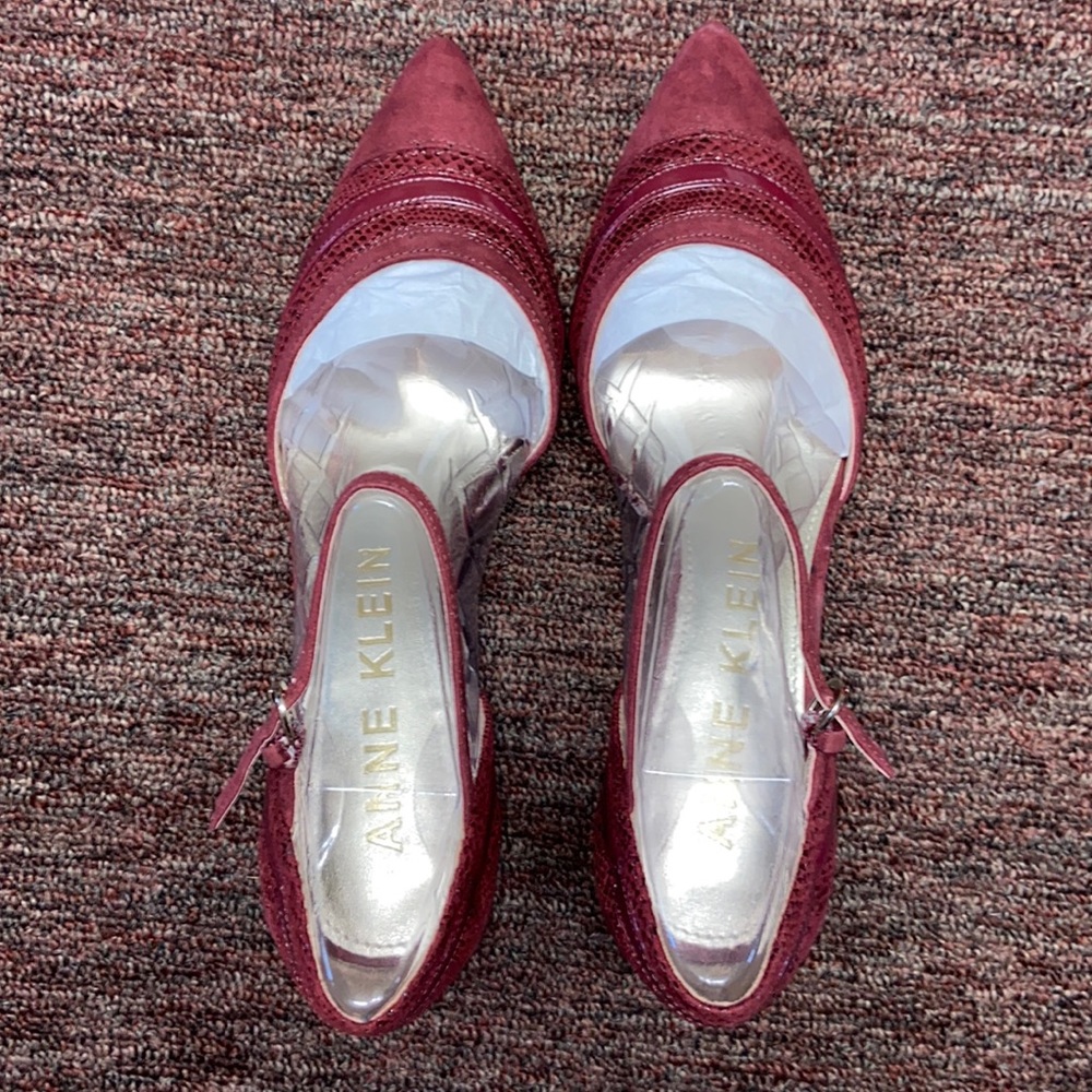 Anne Klein | Red Suede Pointy Heels